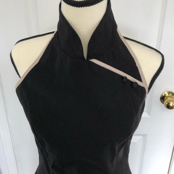 Black sophisticated Dress - Picture 2 of 4